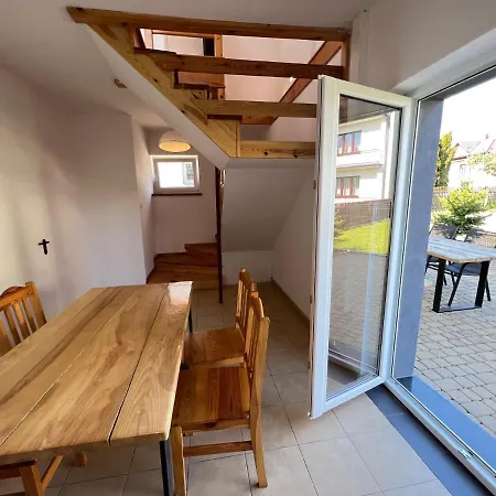 Domek Oliwia ,apartament Na Wylacznosc شقة Wola Kalinowska