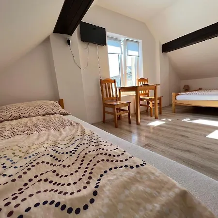 شقة Domek Oliwia ,apartament Na Wylacznosc